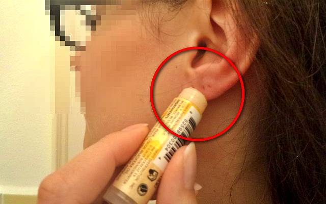 오래된 립밤 활용법 귀걸이