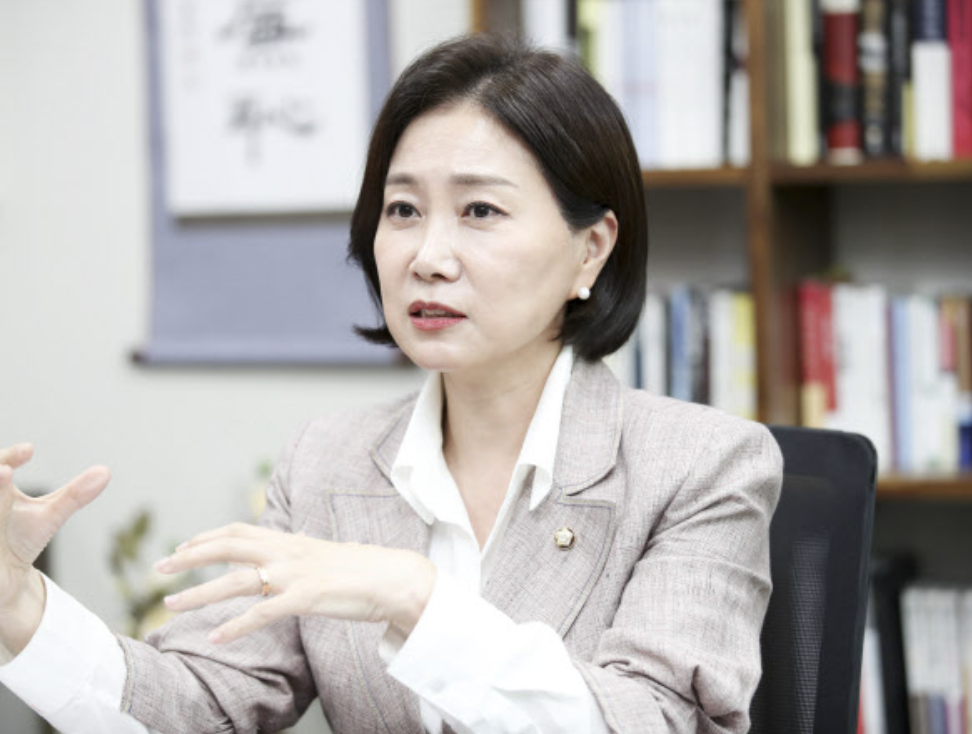 허은아22