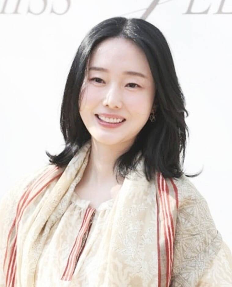 가수-겸-배우-이정현