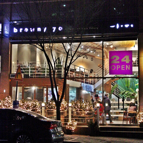 용인 수지 성복동 카페 '브라우니70' 본점