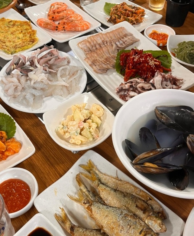 6시내고향-사천-비토섬-순애민박굴구이식당