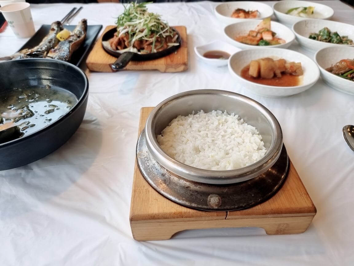 따뜻한 솥밥