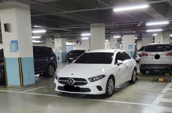 자동차 차유리 성에 제거