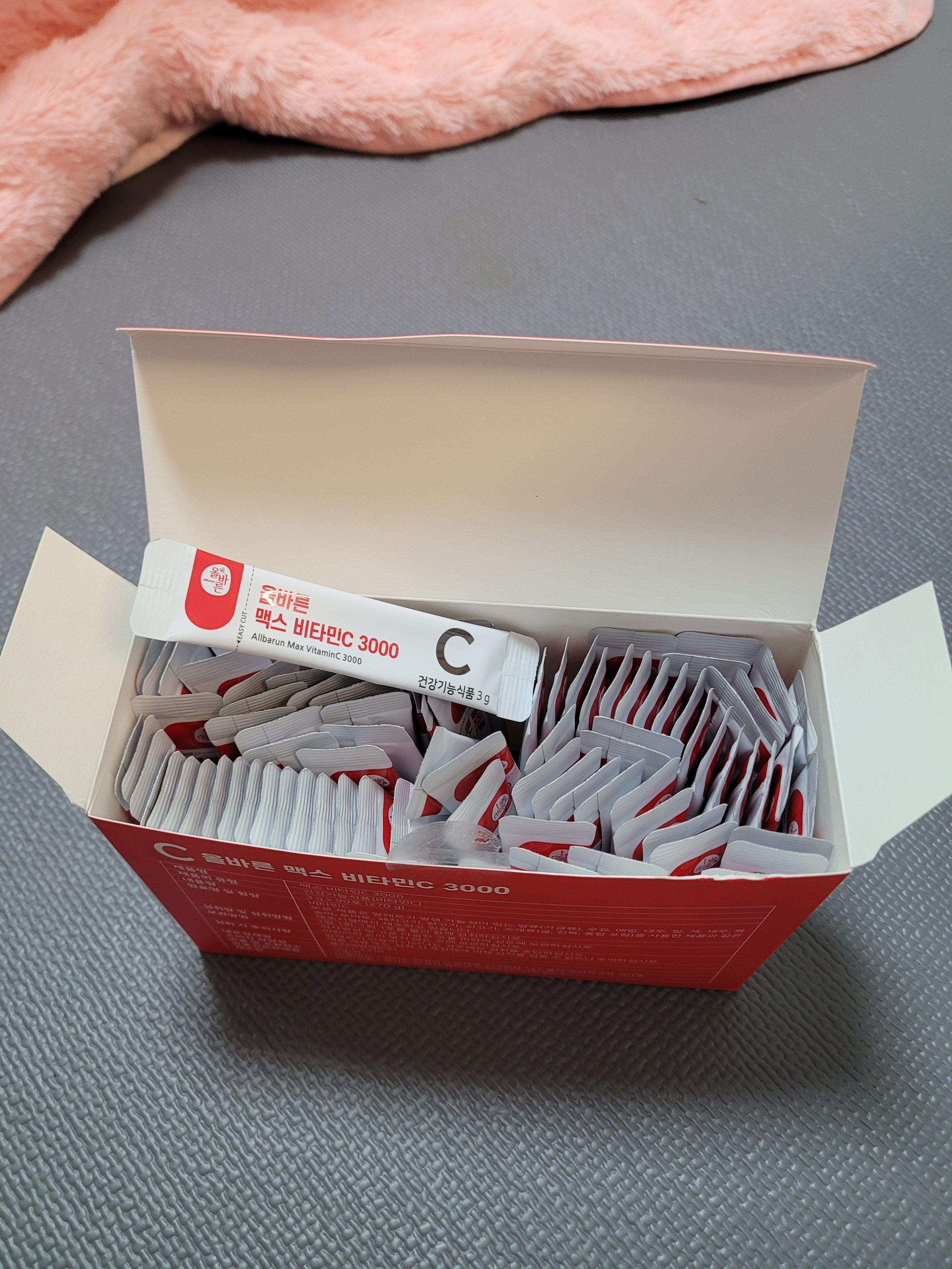 올바른 맥스 비타민C 3000 제품 개봉한 사진