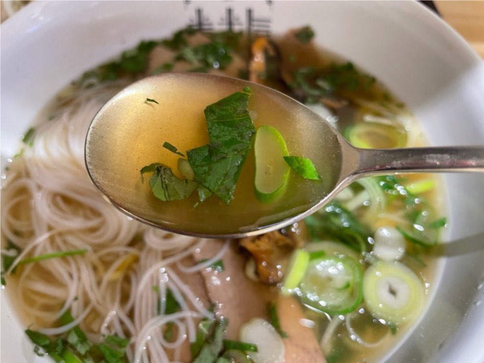 미미옥-쌀국수-국물