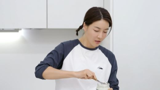 진서연 데뷔