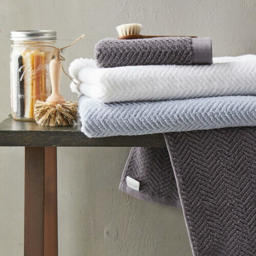 향기롭고 뽀송뽀송한 수건 