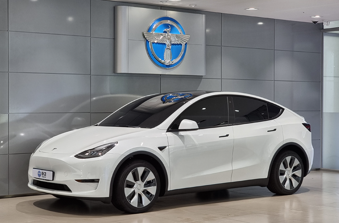 테슬라 모델 Y 관련 이미지