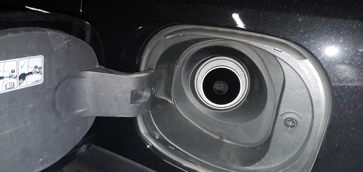 쉐보레 트랙스 크로스오버 워셔액 및 연료첨가제 넣기