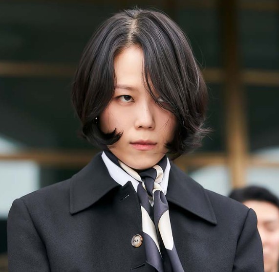 퀸메이커 몇부작, 줄거리, 결말, 등장인물 은채령(김새벽) 땅콩회항 조현아, 한이슬(한채경)