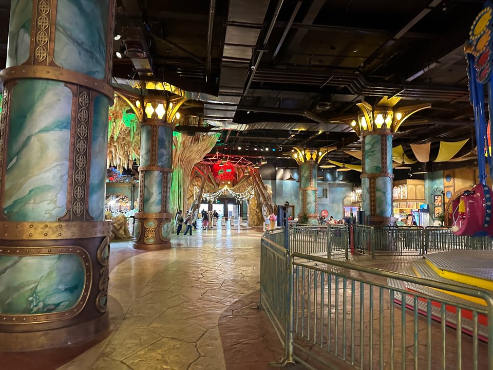 바나힐내의 놀이공원1