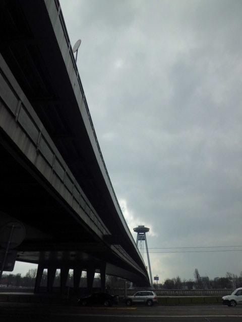 슬로바키아 브라티슬라바 UFO 다리 아래에서 바라본 전망대