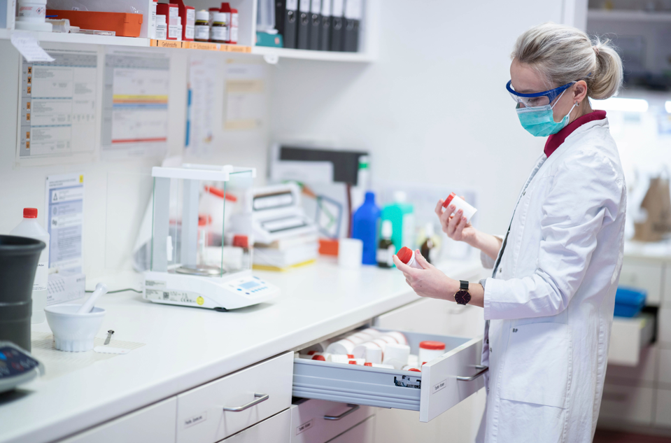 미국 & 한국 약학 대학 및 약사 제도 비교