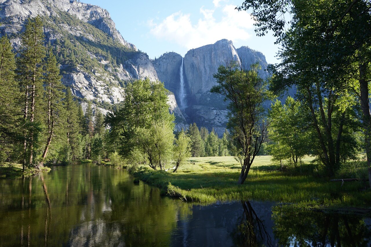 미국 요세미티 국립공원&#44; 풍경과 생물 다양성 그리고 사계절