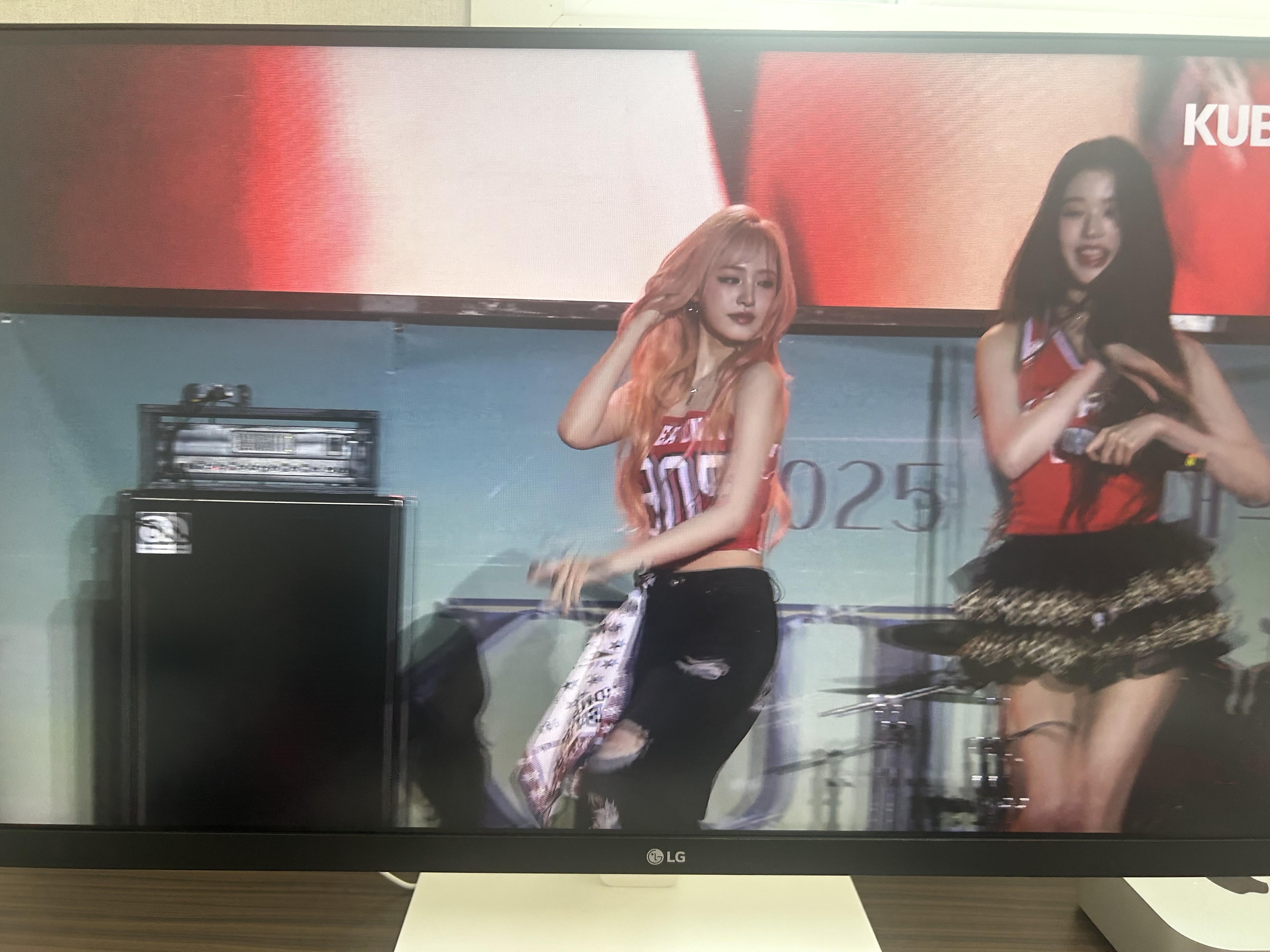 그냥 장원영이 좋아서 몇 컷 찍어봤다.2