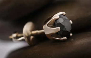 블랙 다이아몬드.