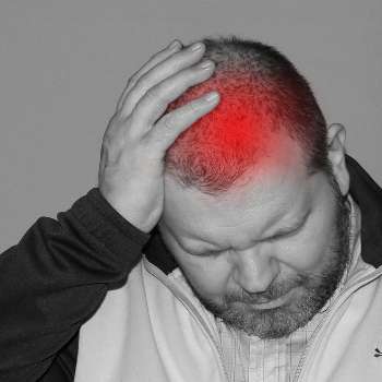 경추성 두통 원인