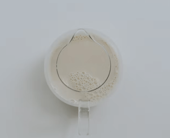 아침 콩물 한 잔: 지금 바로 시작하는 건강 습관!