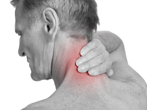 뒷골이 땡기는 증상