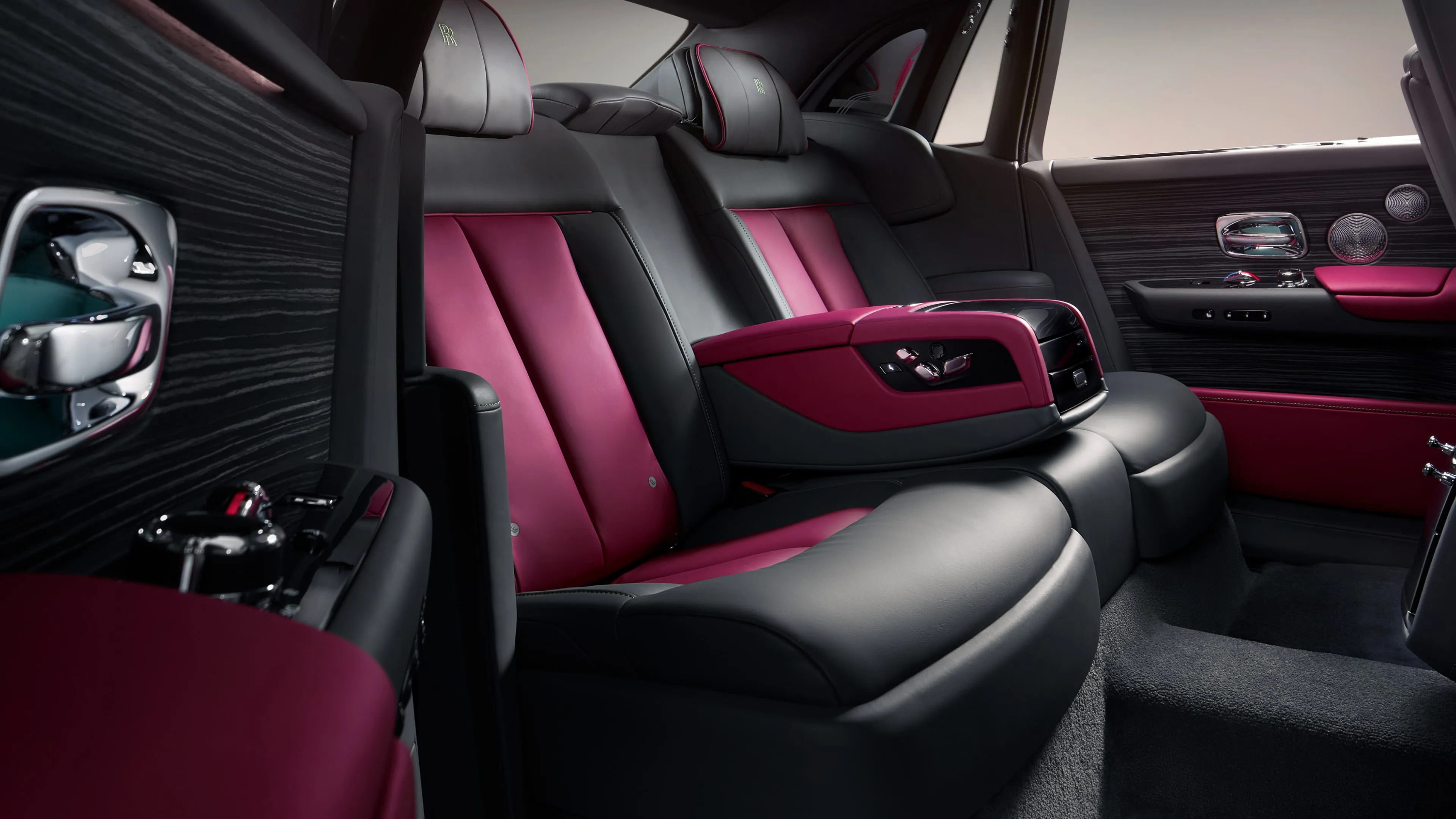 롤스로이스 팬텀 시리즈 2 시트