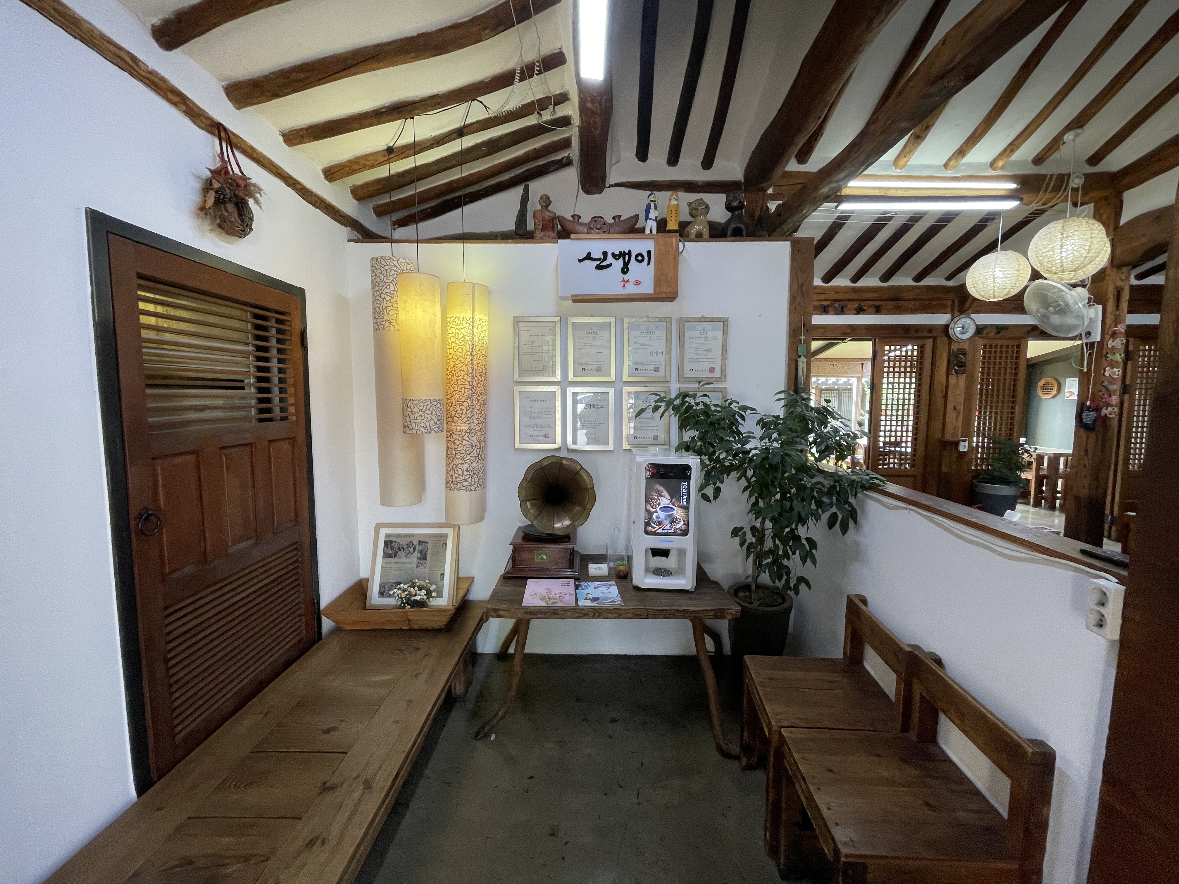 전주한옥마을콩나물국밥맛집_신뱅이