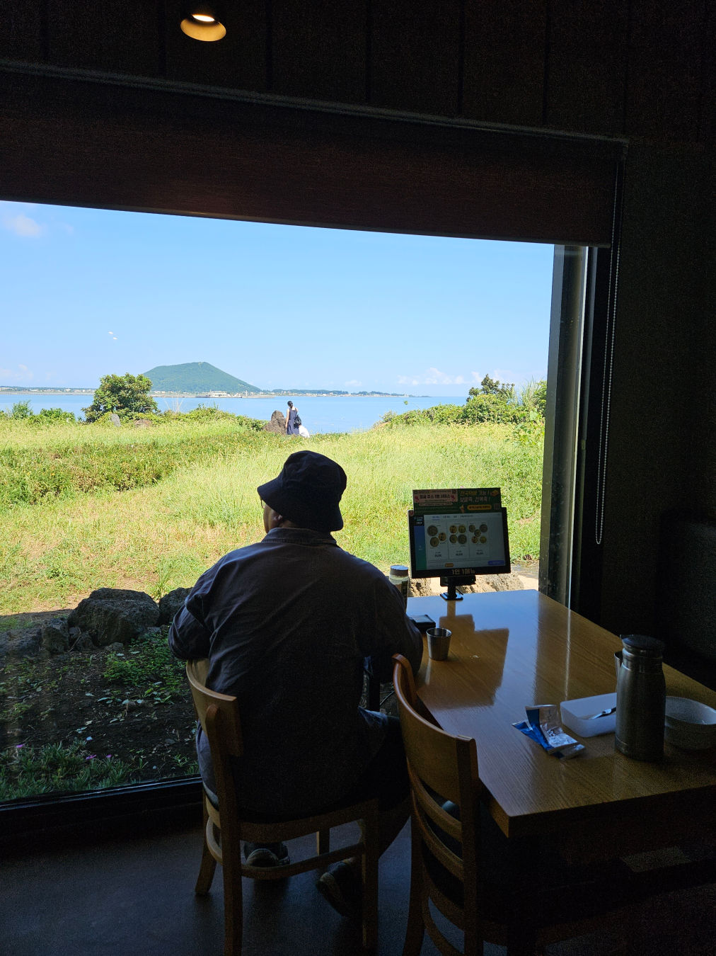 성산 봄죽 칼국수 창가자리