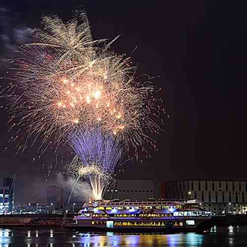 김포 불꽃놀이 크루즈 모습