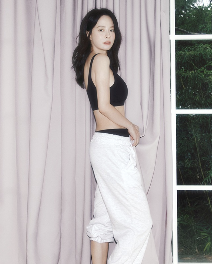 송지효 잠옷 브랜드 니나쏭 속옷