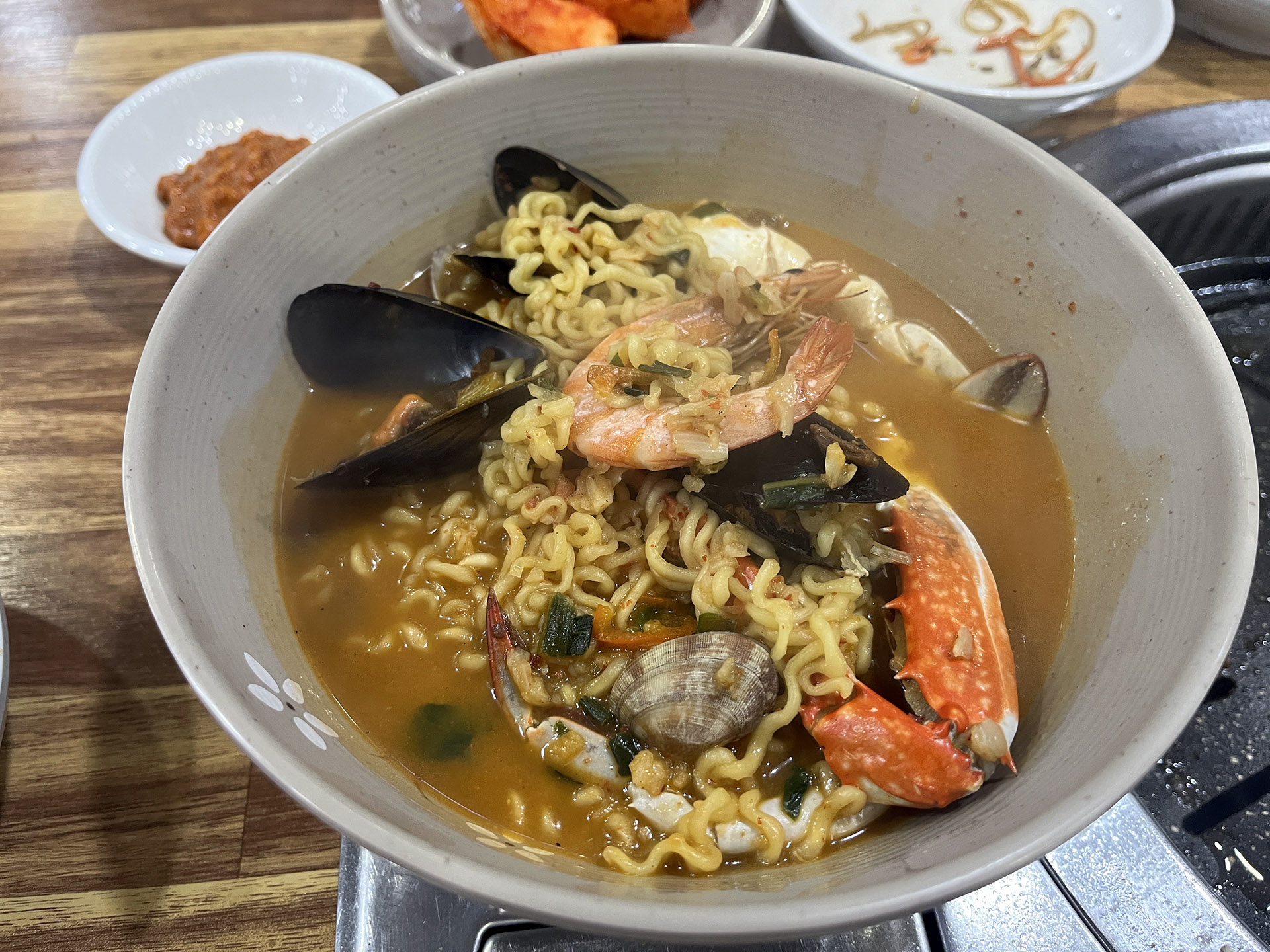 김해 흥동 성하돼지집 해물라면