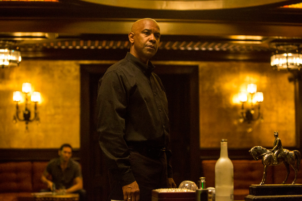 넷플릭스-더-이퀄라이저1-후기-덴젤-워싱턴-스틸컷