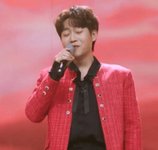 민수현(나훈아) 세월 베고 길게 누운 구름 한 조각