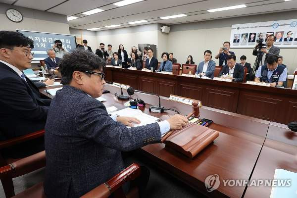 2027년 최저임금 심의 파행의 진실: 도급제 플랫폼 노동자 도입과 권순원 위원장 논란 분석