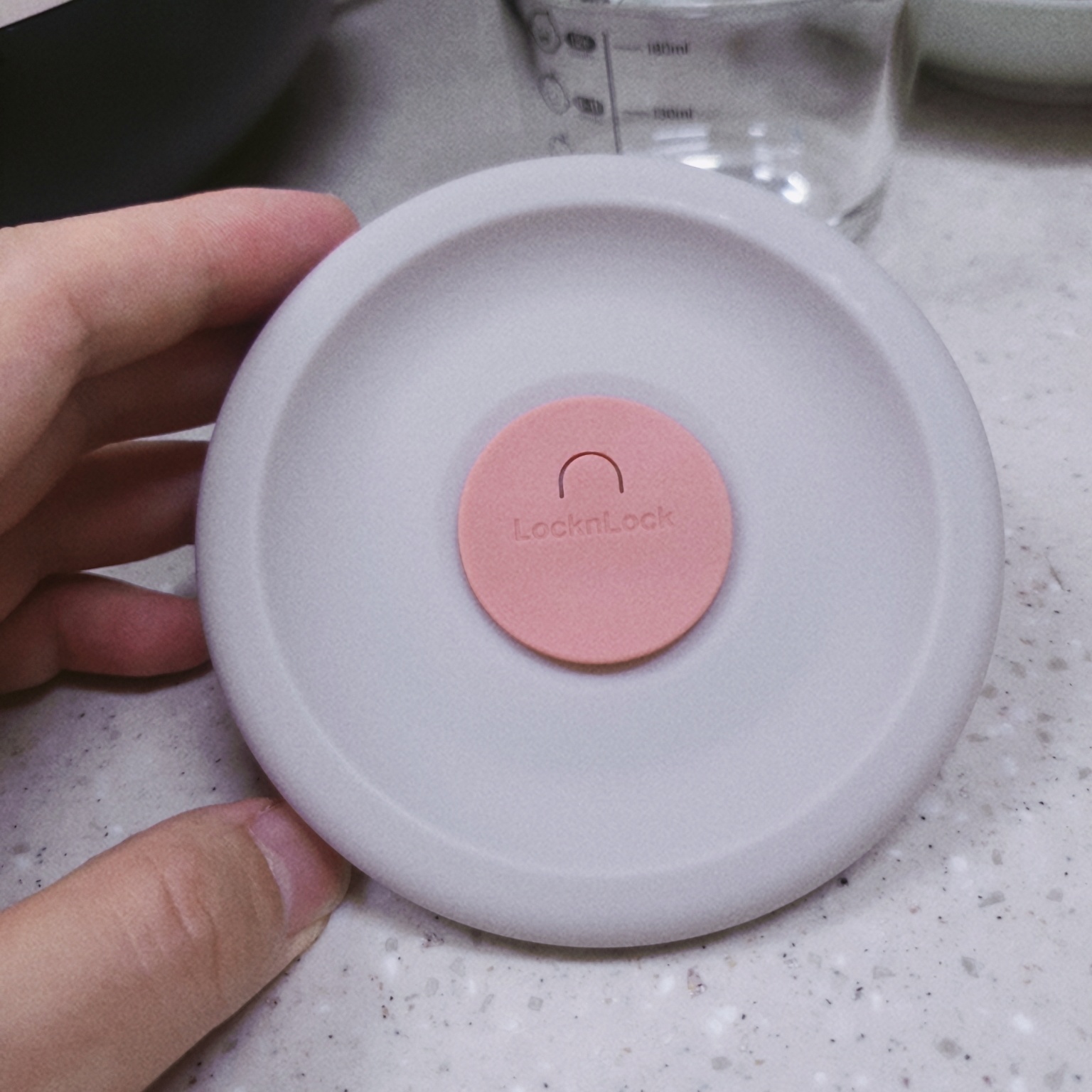 락앤락 바로한끼 이유식 용기 뚜껑 생김새1