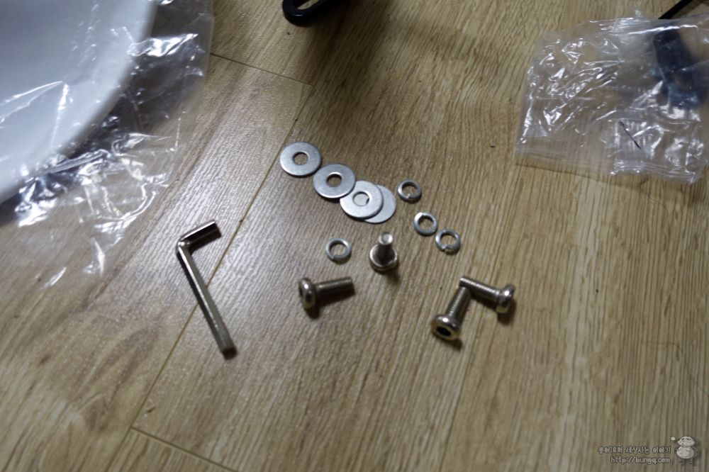 에펠의자 노아가구 엘레 의자 조립 수평 맞추기 잡기