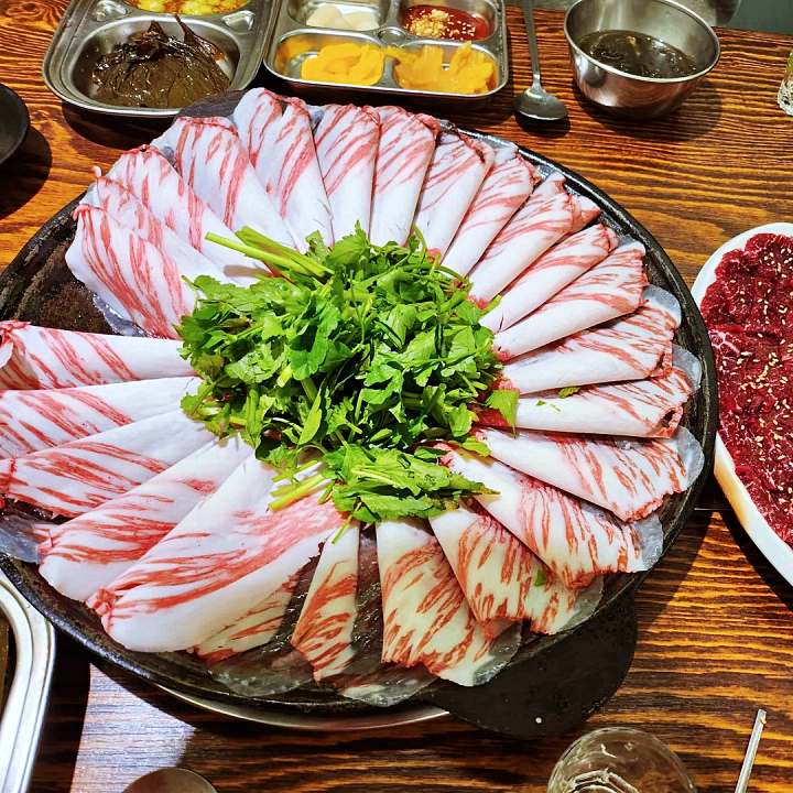 생방송오늘저녁 광주 북구 조선시대 궁중음식이 불판에 차돌박이 구절판 맛집 추천