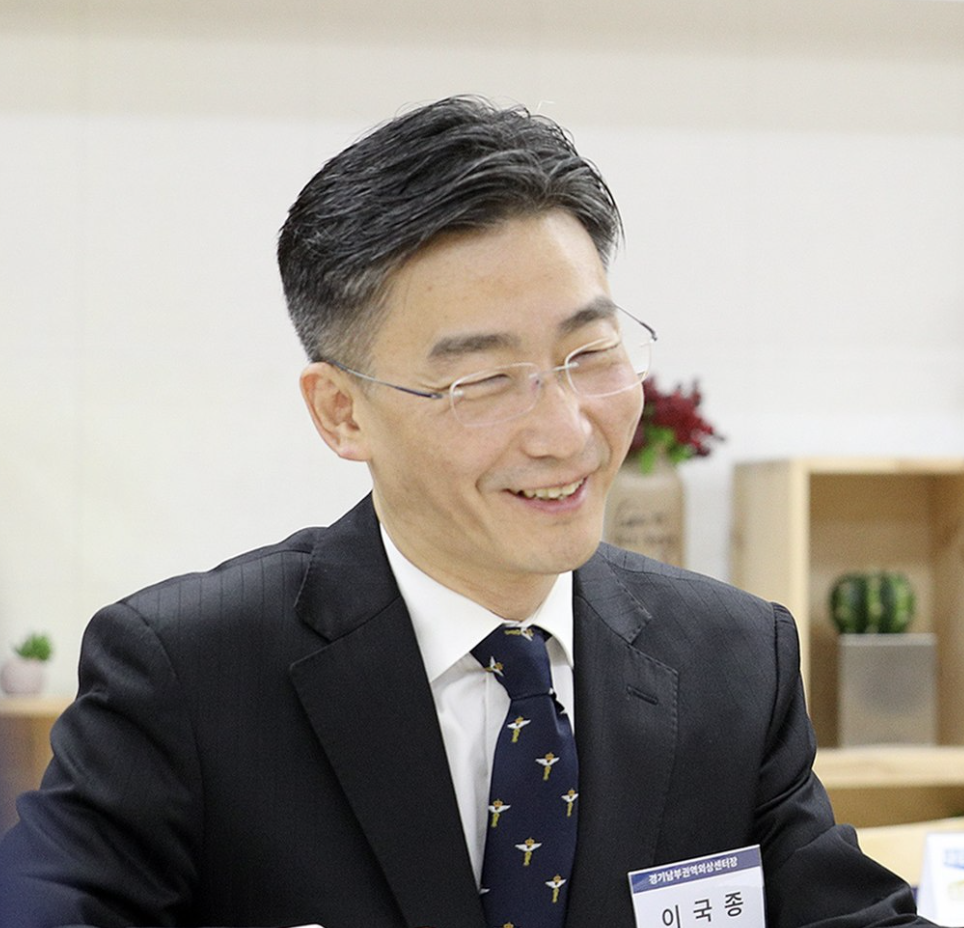넷플릭스 중증외상센터 백강혁 모티브 이국종 교수 근황