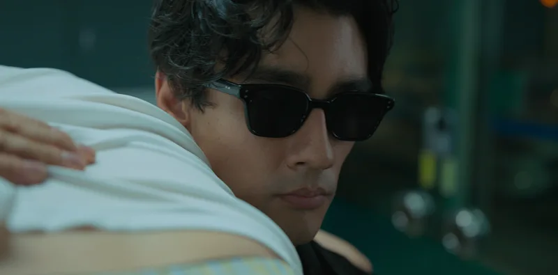 Mr.플랑크톤에서 존 나 역을 맡은 알렉스 랜디