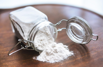 밀가루 하나로 해결하는 생활 속 꿀팁 7가지