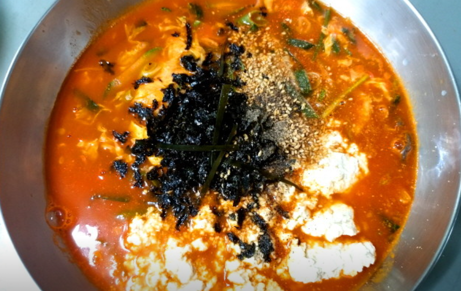 강릉순두부장칼국수