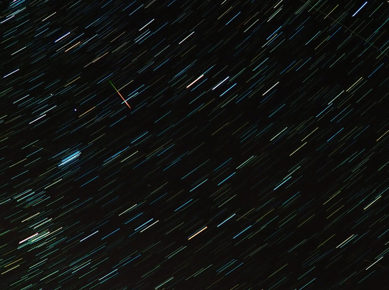 지구에 떨어지는 유성은 얼마나 자주 있을까?