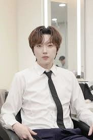 포레스텔라 강형호 프로필