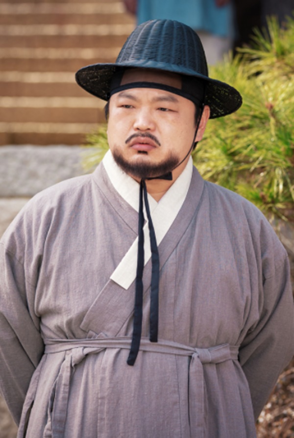 홍천기 등장인물