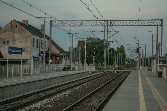 기차가 정차하는 곳