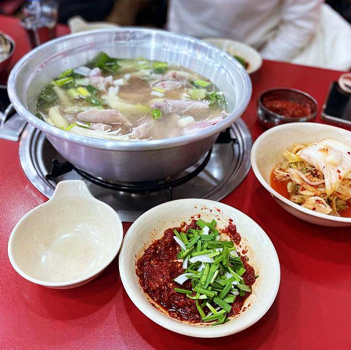 알토란 김명열 대박집 대표 닭한마리 특허 받은 육수로 한국을 넘어 일본까지 강타 맛있는 닭한마리집 종로 동대문 맛집 위치 메뉴 가격 정보