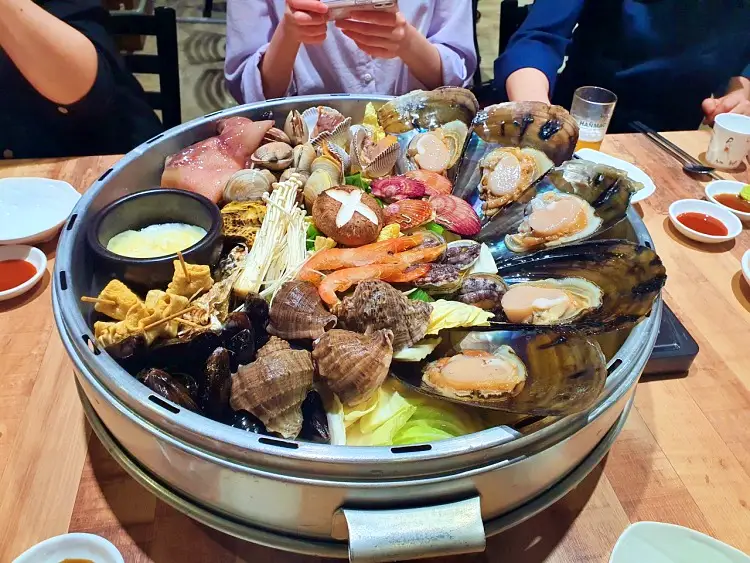 투데이 맛있는 메뉴 조개 전골 맛있는 식당 추천 부산 개금 맛집