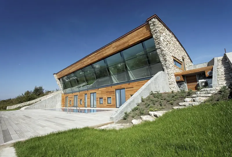 패시브 설계가 적용된 불가리아의 Equinox Passivhaus