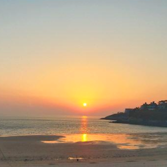 서해안 변산반도 모항해수욕장 노을