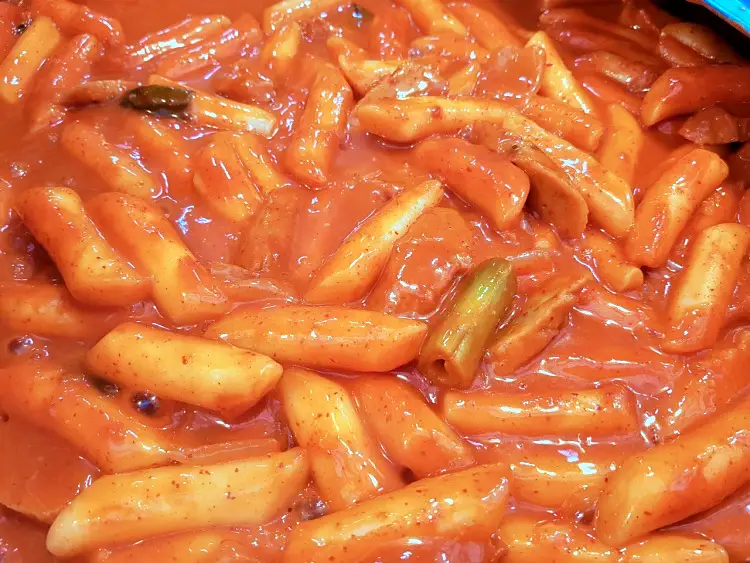 갓파더 조나단 김숙 재래시장 순대 튀김 떡볶이 맛있는 분식집 양천구 목사랑시장 맛집 소개