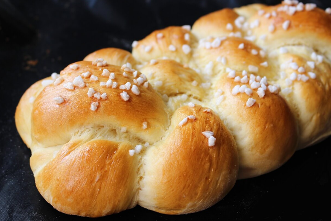 브리오슈 역사와 다양한 종류 : 브리오슈 트레세 (Brioche tressée )