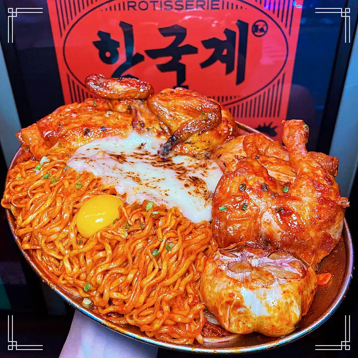 줄서는식당 49회 함은정 미국계 치즈케이크 태국계 푸팟퐁커리 한국계 불닭볶음면 일본계 야끼소바 광진구 군자 전기구이 통닭 맛집